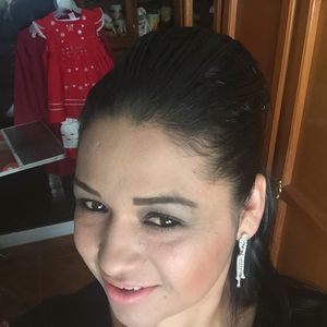 Meet your Posher, Araceli